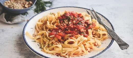 recipe image Tagliatelle mit weißer Tarama-Soße aus Mytilene