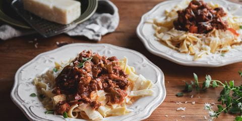 recipe image Nudeln mit Bauernhackfleisch