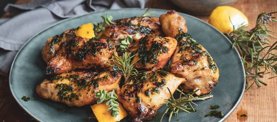recipe image Hähnchen in Stücken mit aromatischem Öl