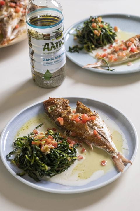 recipe image Ψάρι Ψητό στο Φούρνο με Ελαιόλαδο και Σταμναγκάθι