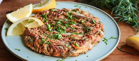 recipe image Μπεγότο πίτα με ψάρι και κρεμμύδια