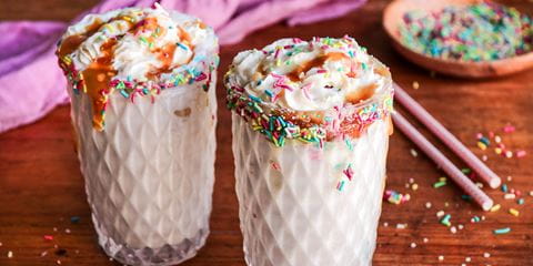 recipe image Milkshake με καραμέλα, ελαιόλαδο και αλάτι